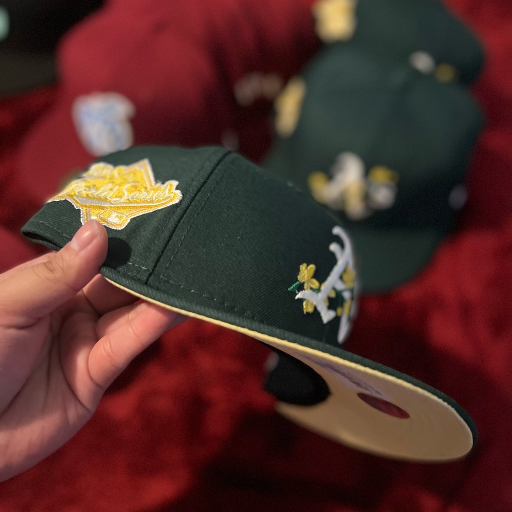 Fitted hat for men